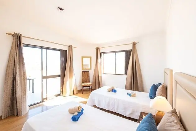 Villa, 5 Yatak Odası, Kişiye Özel Havuzlu, Havuz Manzaralı