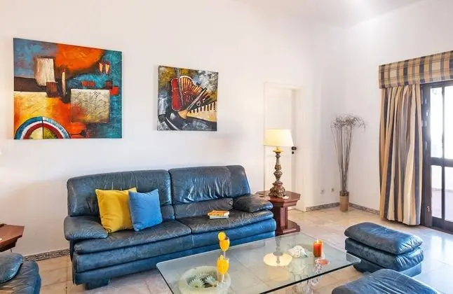 Villa, 5 Yatak Odası, Kişiye Özel Havuzlu, Havuz Manzaralı