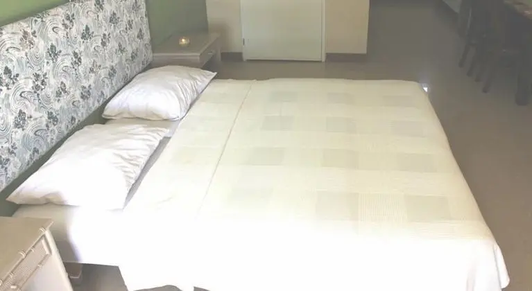 Suit Two Bedrooms