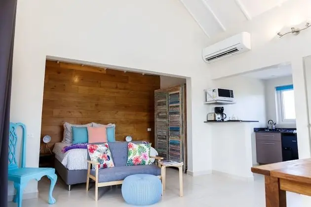 Studio Bungalow, 1 Queen Bed, Patio, Ground Floor