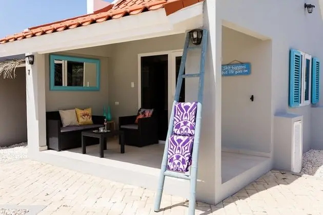 Studio Bungalow, 1 Queen Bed, Patio, Ground Floor