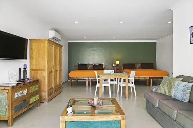 Family Tek Büyük Yataklı Oda, Buzdolabı ve Mikrodalga, Havuz Kenarı