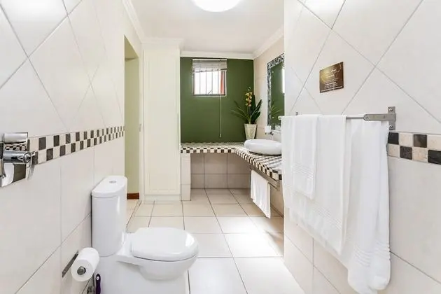 Luxury Tek Büyük Yataklı Oda, 1 Büyük (Queen) Boy Yatak