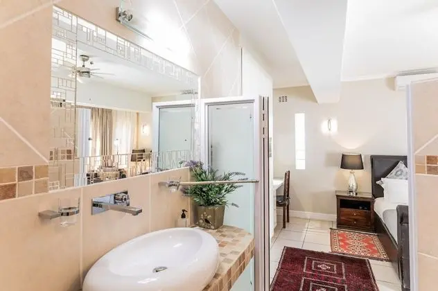 Luxury Tek Büyük Yataklı Oda, 1 Büyük (Queen) Boy Yatak