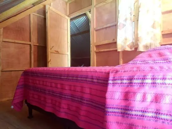 Standard Tek Büyük Yataklı Oda, 1 Çift Kişilik Yatak, Sigara İçilmez, Ortak Banyo