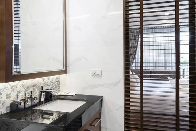 Standard Double Room, 1 King Bed, Balcony, No View