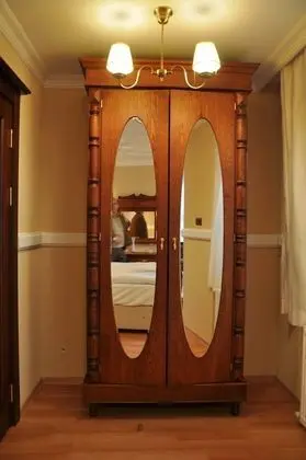 Economy Tek Büyük Yataklı Oda (Basement)