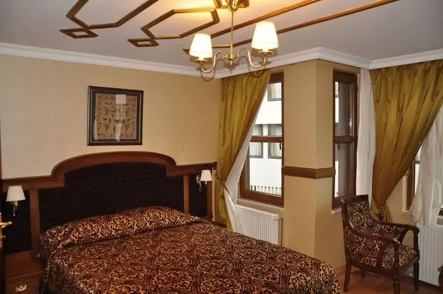 Standard Büyük Yataklı Tek Kişilik Oda