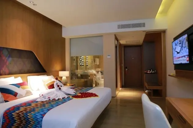 Deluxe Tek Büyük Yataklı Oda (King Size Bed)