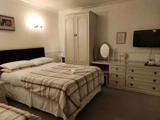 Standard Dört Kişilik Oda