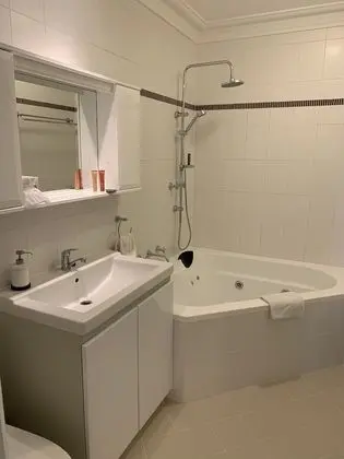 Standard Oda, Sigara İçilmez, Jakuzi (King Bay Room & Spa)