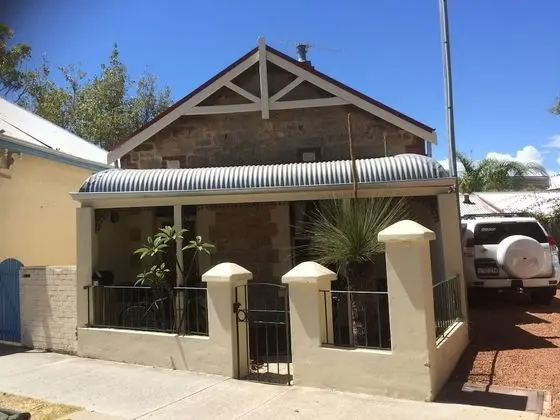 Deluxe Kır Evi