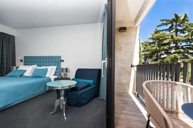 Tek Büyük Yataklı Oda, Balkon