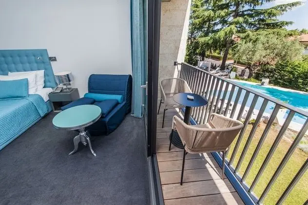 Tek Büyük Yataklı Oda, Balkon