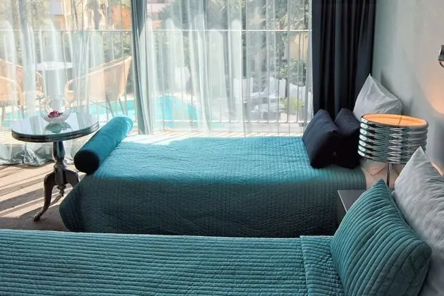 Üç Kişilik Oda, Balkon