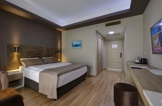 Deluxe Oda, Sokak Manzaralı, Balkonsuz