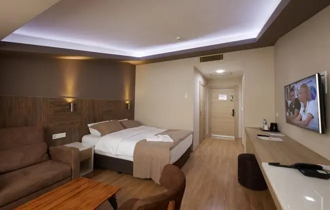 Deluxe Oda, Sokak Manzaralı, Balkonsuz