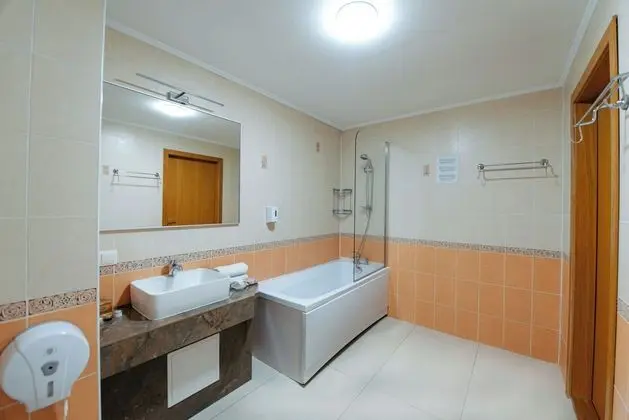 Comfort Tek Büyük Yataklı Oda