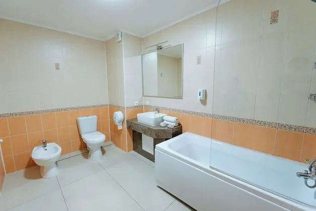Comfort Tek Büyük Yataklı Oda
