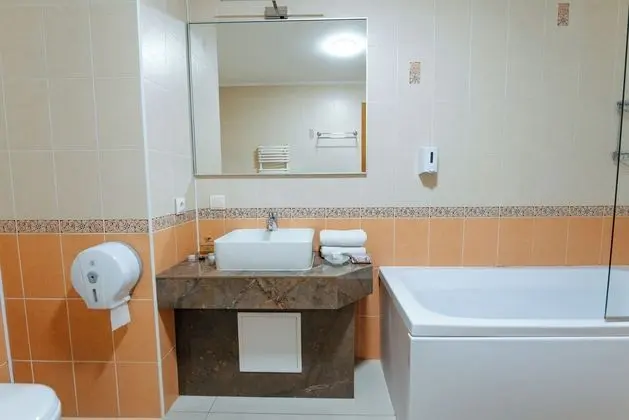 Comfort Tek Büyük Yataklı Oda