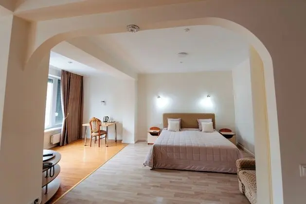 Comfort Tek Büyük Yataklı Oda