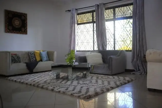 Basic Apart Daire, Bahçe Manzaralı
