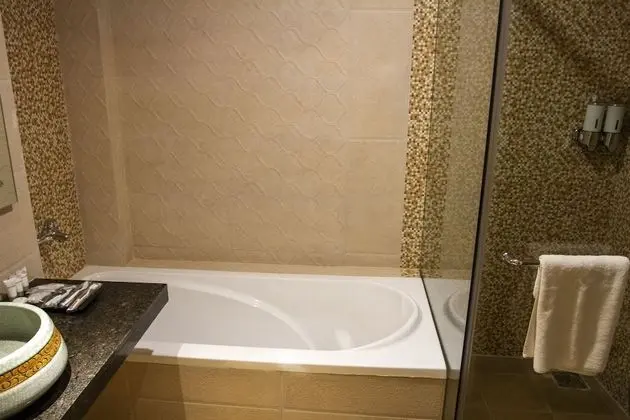 Superior Tek Büyük veya İki Ayrı Yataklı Oda