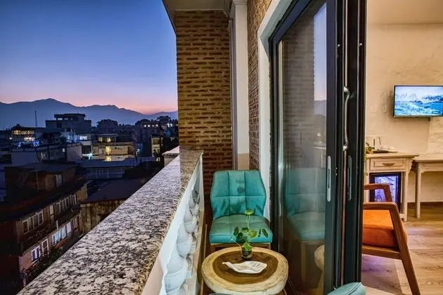 Superior Tek Büyük veya İki Ayrı Yataklı Oda