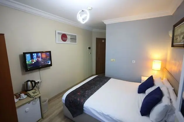Standard Tek Büyük veya İki Ayrı Yataklı Oda