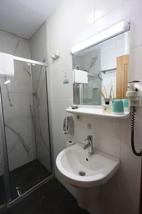 Standard Tek Büyük veya İki Ayrı Yataklı Oda