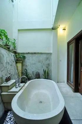 Oda, 4 Yatak Odası, Kişiye Özel Havuzlu (Arwana)