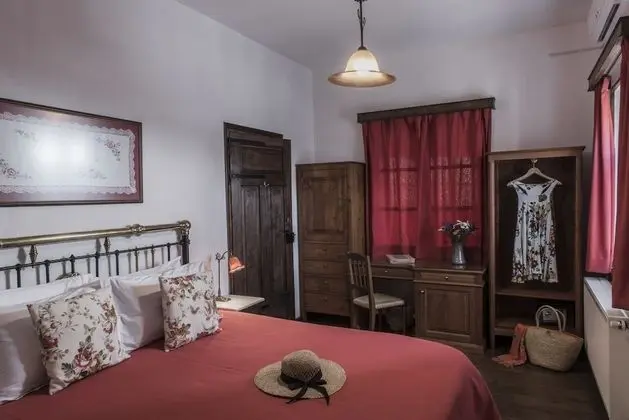 Deluxe Tek Büyük veya İki Ayrı Yataklı Oda, 1 Büyük (Queen) Boy Yatak, Sigara İçilmez, Dağ Manzaralı