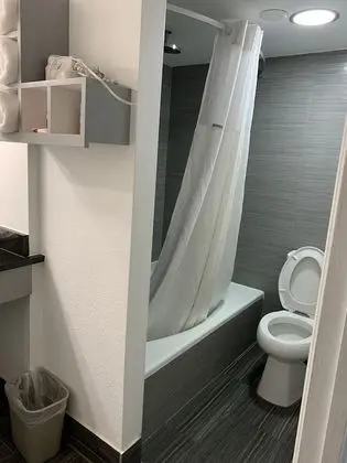 Deluxe Stüdyo Süit, 1 En Büyük (King) Boy Yatak, Sıcak Su Havuzu, Kısmi Deniz Manzarası