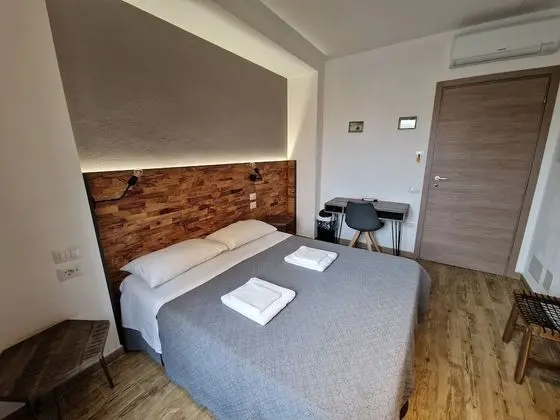 Comfort Tek Büyük Yataklı Oda, Sigara İçilmez, Özel Banyo (1-2)