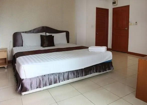Deluxe Room with Balcony