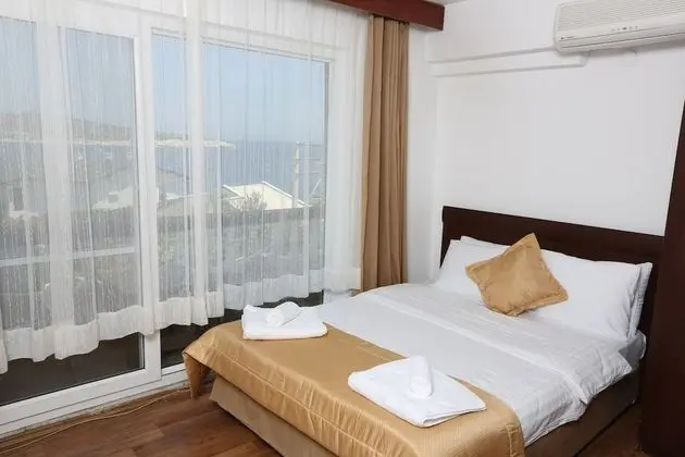 Superior Tek Büyük veya İki Ayrı Yataklı Oda, Deniz Manzaralı