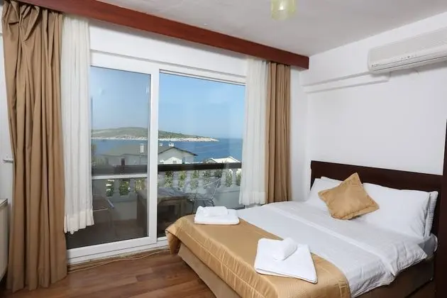Superior Tek Büyük veya İki Ayrı Yataklı Oda, Deniz Manzaralı