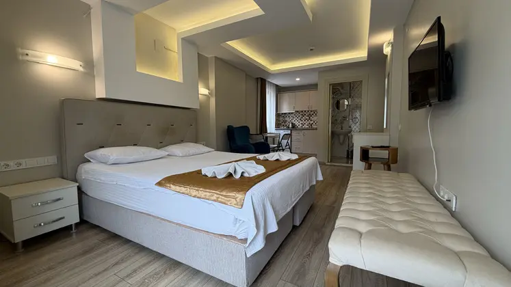 Executive Oda, Kara Manzaralı