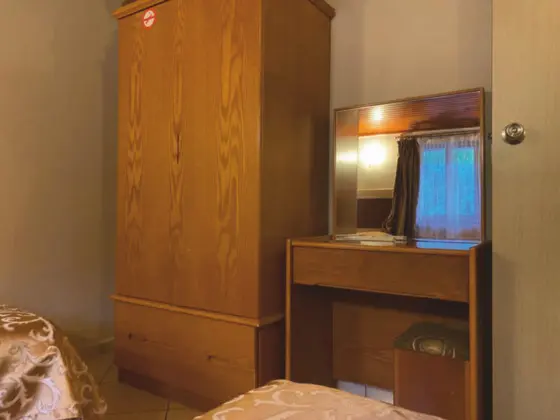 Standart Oda, Kara Manzaralı