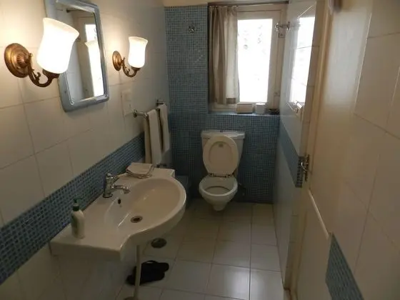 Economy Tek Büyük Yataklı Oda
