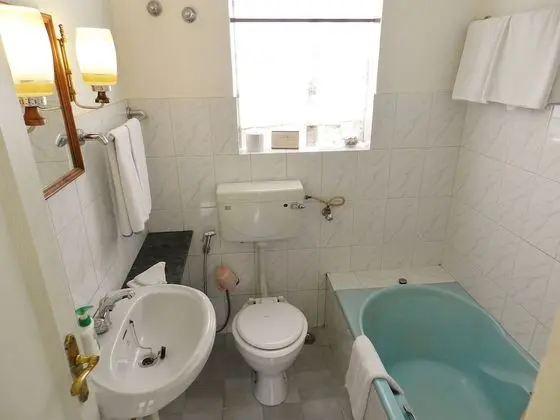 Superior Tek Büyük veya İki Ayrı Yataklı Oda