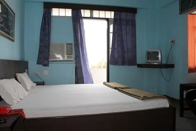 Deluxe Tek Büyük Yataklı Oda, 1 Çift Kişilik Yatak, Şehir Manzaralı