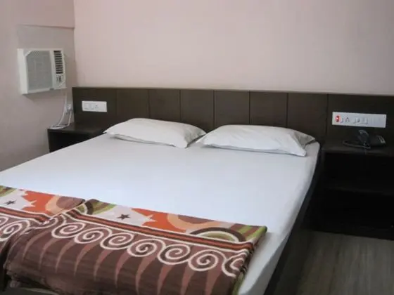 Deluxe Tek Büyük Yataklı Oda, 1 Çift Kişilik Yatak, Şehir Manzaralı