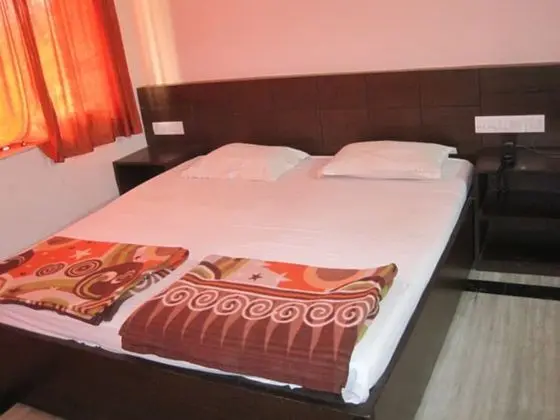 Deluxe Tek Büyük Yataklı Oda, 1 Çift Kişilik Yatak, Şehir Manzaralı