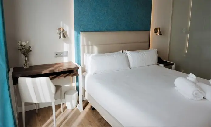 Tek Büyük Yataklı Oda, 1 Çift Kişilik Yatak, Balkon