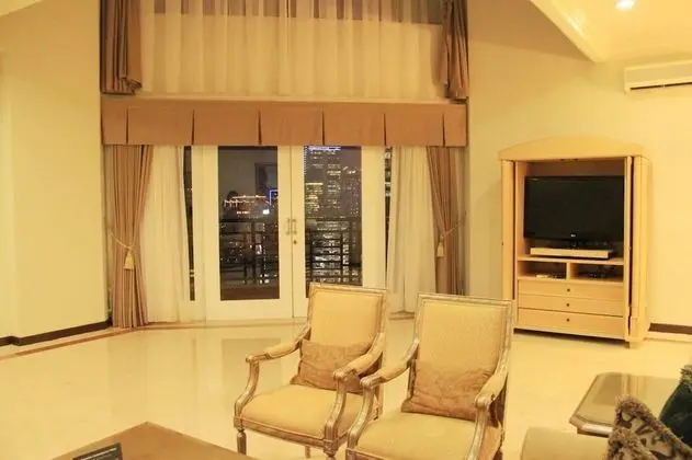 Çatı Katı Süiti (Penthouse)