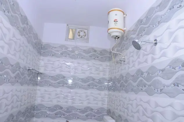 Premium Tek Büyük Yataklı Oda
