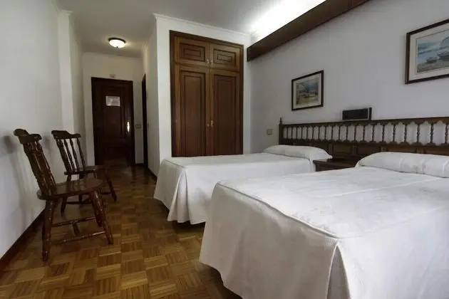 Classic Tek Büyük Yataklı Oda