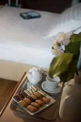 Üç Kişilik Oda