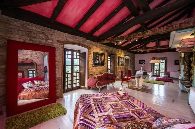 Deluxe Süit, Jakuzi (O cuarto de Marcelina)